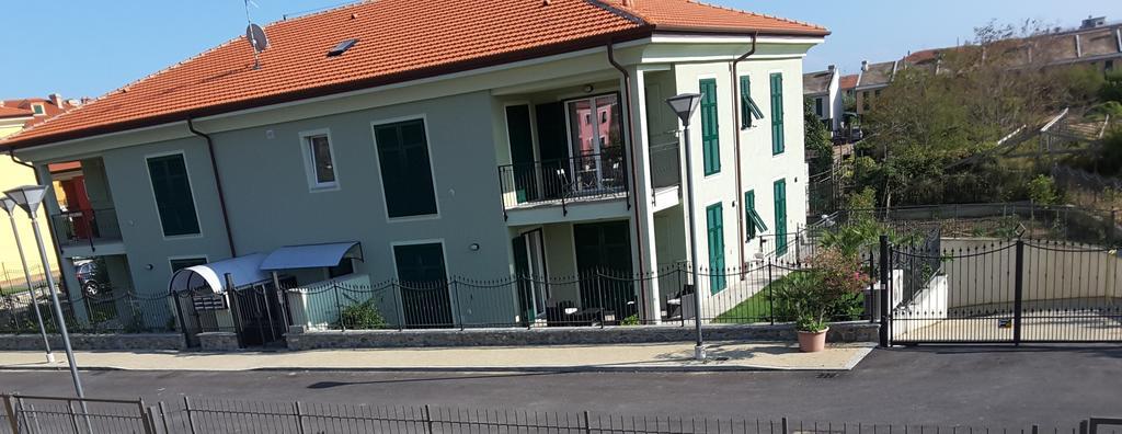 La Strelitzia Cervo Mare Leilighet Eksteriør bilde